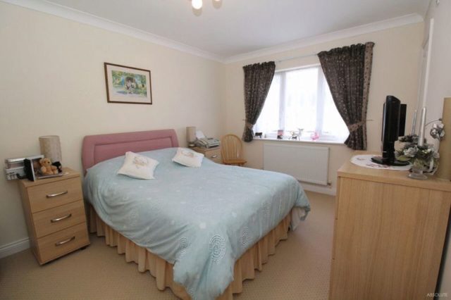  Image of 4 bedroom Detached house for sale in Dolphin Court Road Preston Paignton TQ3 at Dolphin court Road  Churscombe, TQ3 1AG